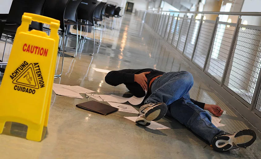 slip and fall lawer